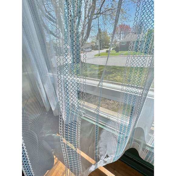 Vintage 80s mesh curtain, white, powder blue vertical stripes, open weave, for 1 - Picture 5 of 9
